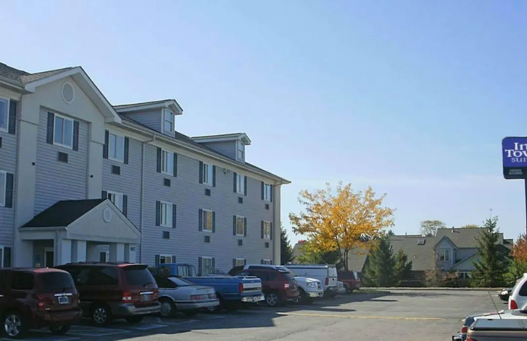 Intown Suites Extended Stay Indianapolis In - Greenwood-1