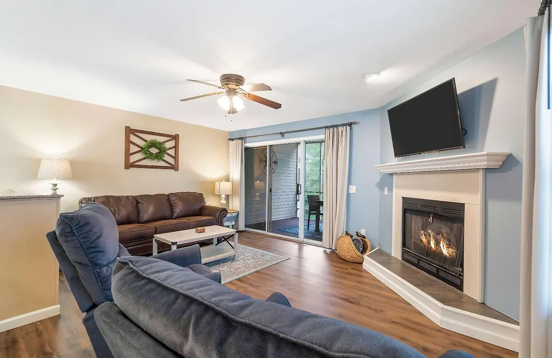 Bungalow On The Bluffs With Resort Amenities-1