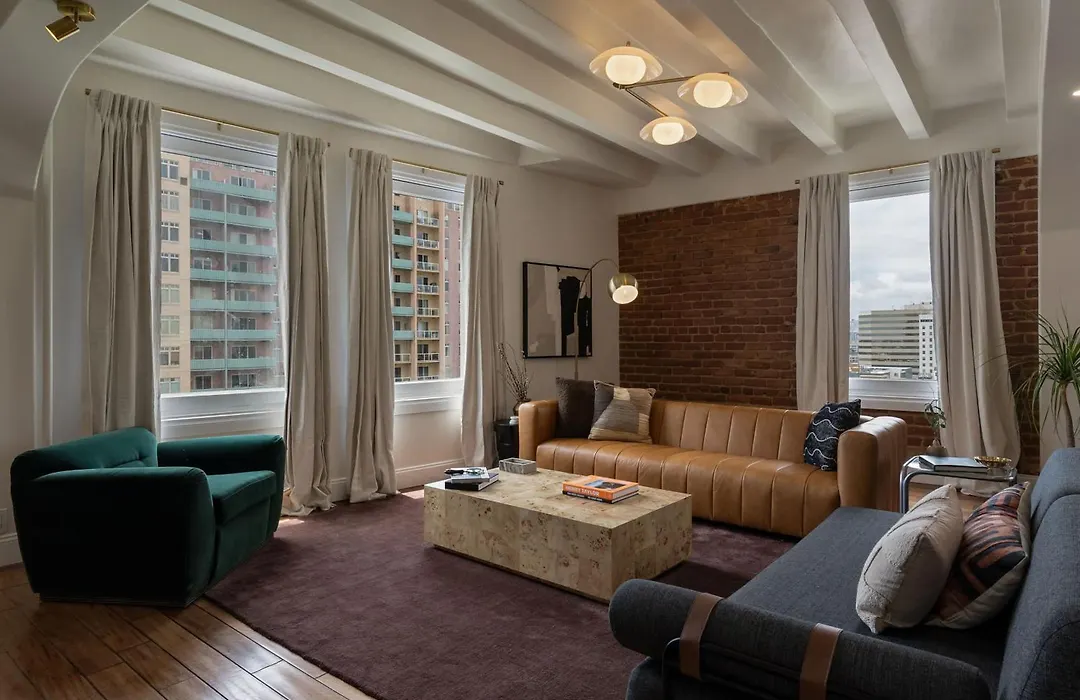 Ocean-View 1Br Condo In Historic Cooper Arms-1