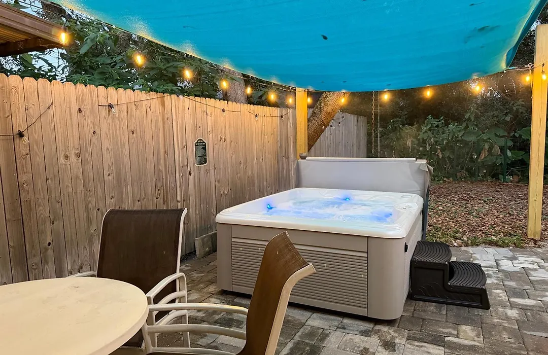 Spring Deal! Hot Tub In Coastal Home And Vilano Beach Serene Walk-1