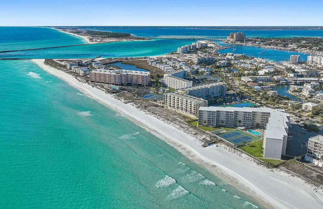 Holiday Surf And Racquet Club 319-1
