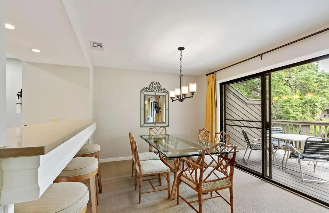 Spicebush - 573 At Sea Pines-1