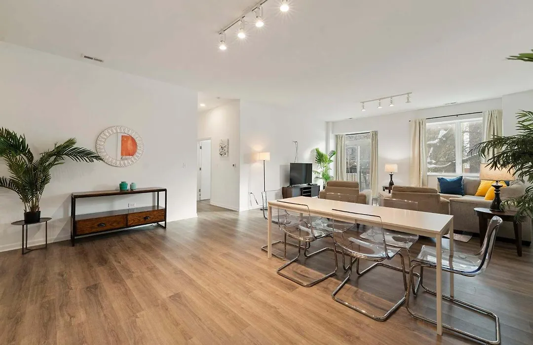 Modern 3Br Near Mccormick & South Loop-1