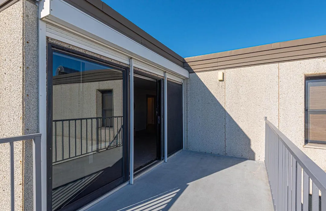 Wonderful 2 Bedroom Sea Terrace Condo With Heated Outdoor Pool!-1