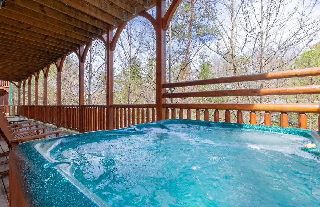 Pine Tree Lodge-1