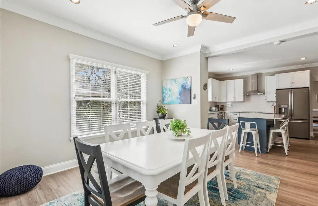 3 Laurel Lane-1
