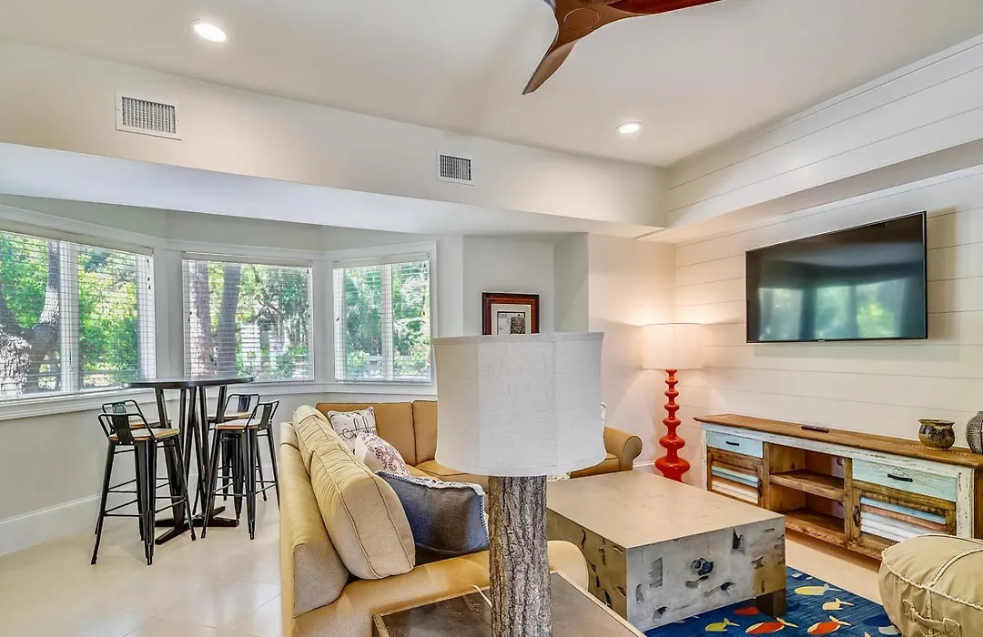 9 Laurel Lane-1