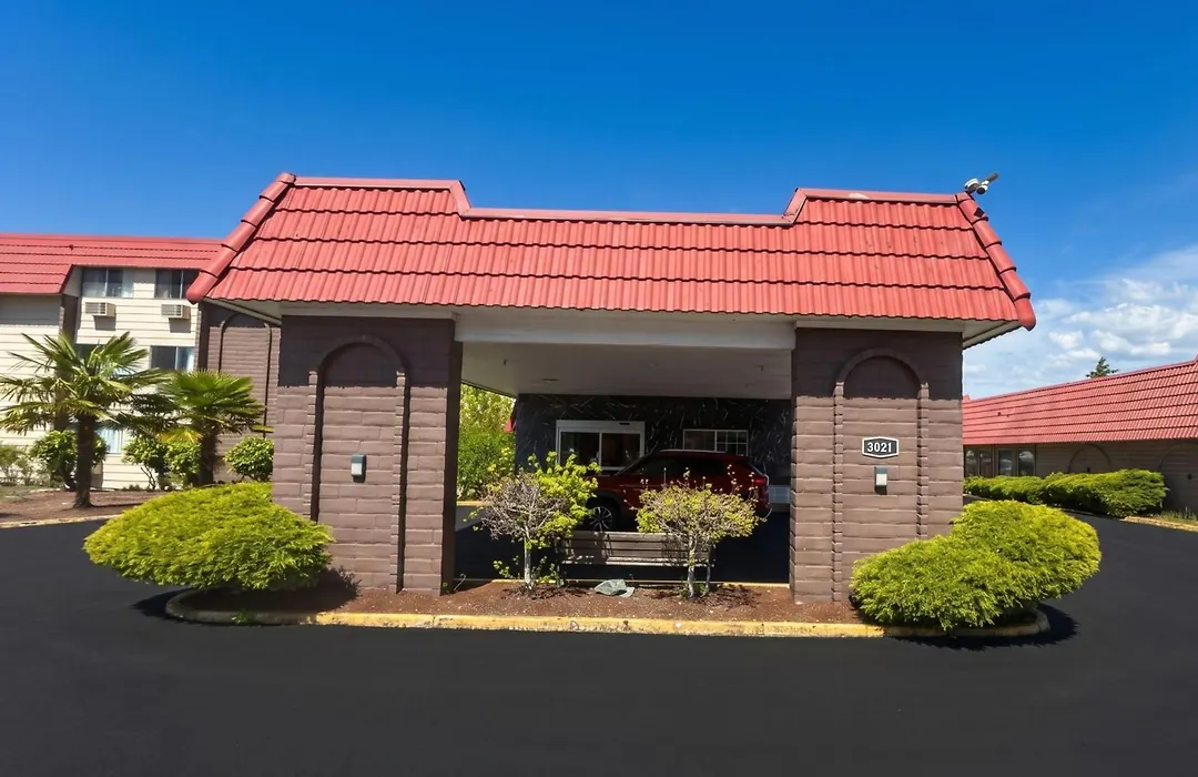 Tacoma Port Inn Fife I-5-1