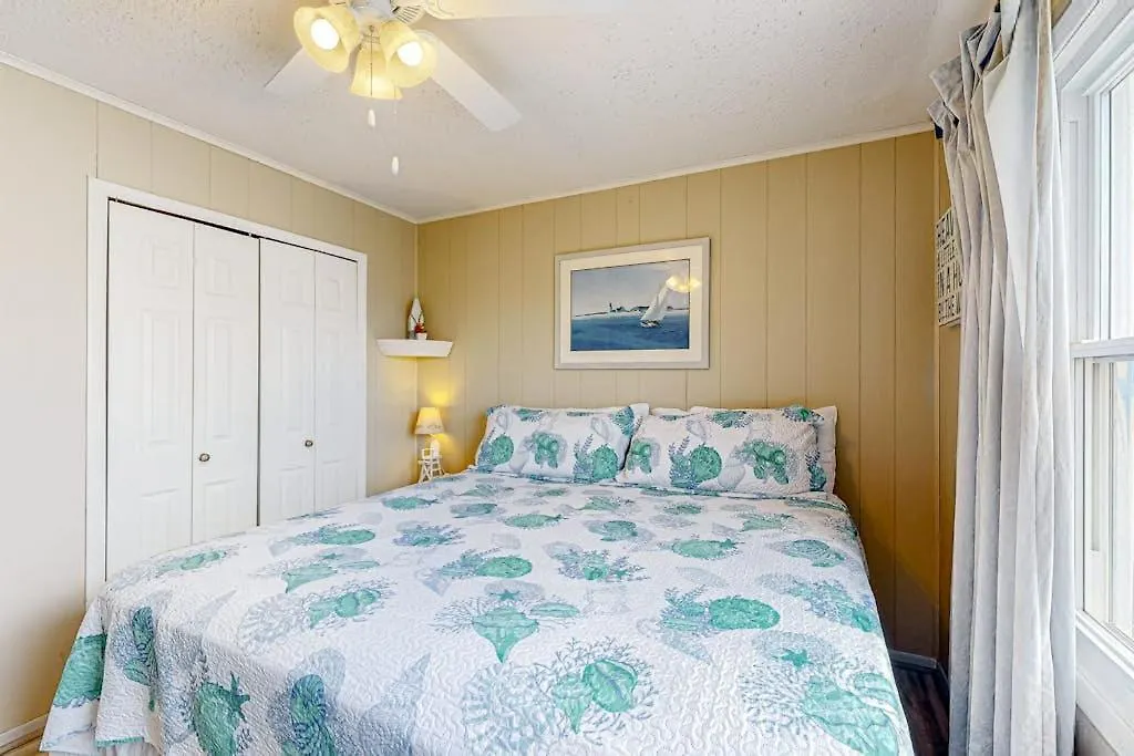 Sea Loft 303-1