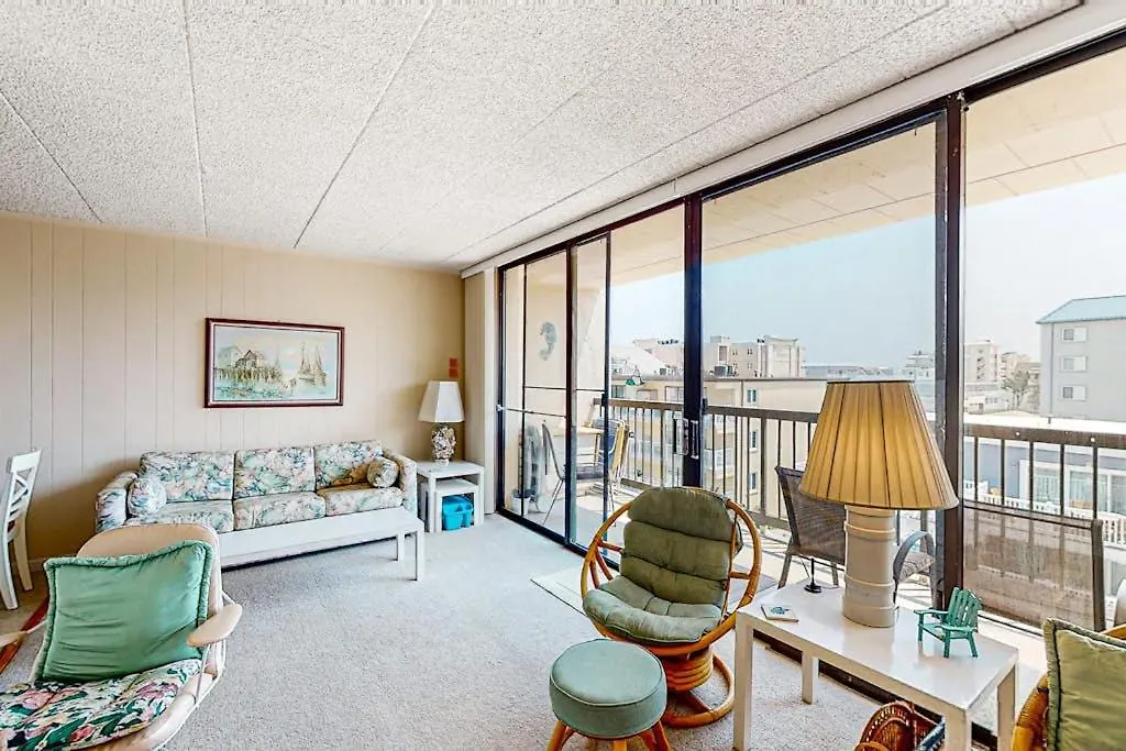 Mystic Point 405-1