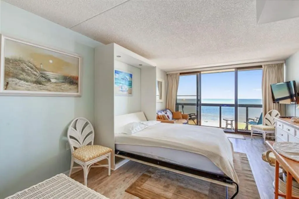Golden Sands 605-1