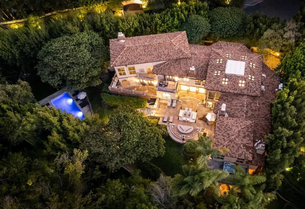 Carolwood Estate-1