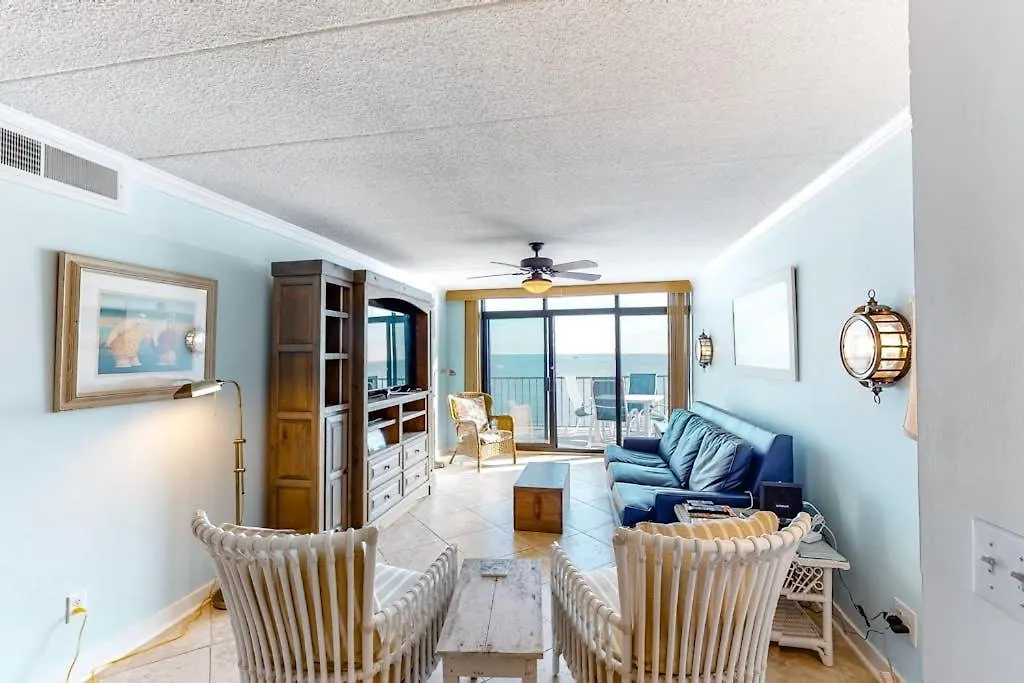 Sea Terrace 1401-1