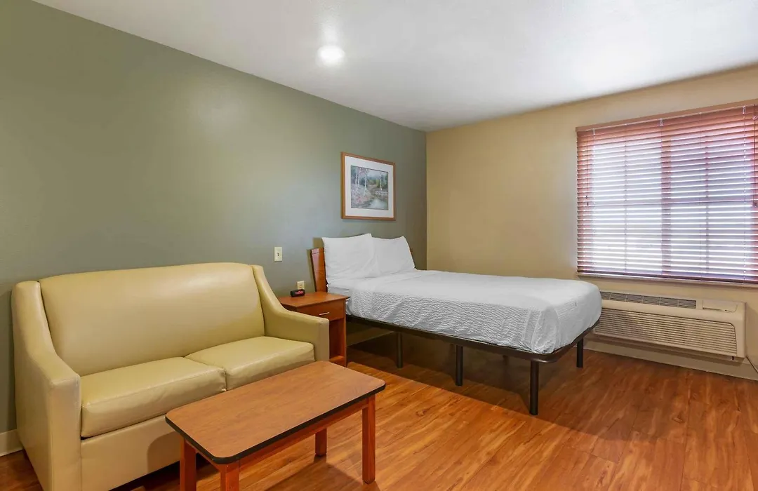 Extended Stay America Select Suites - Indianapolis - Greenwood-1