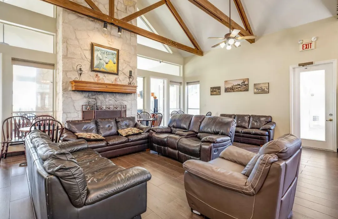 Mountain Star Lodge-1