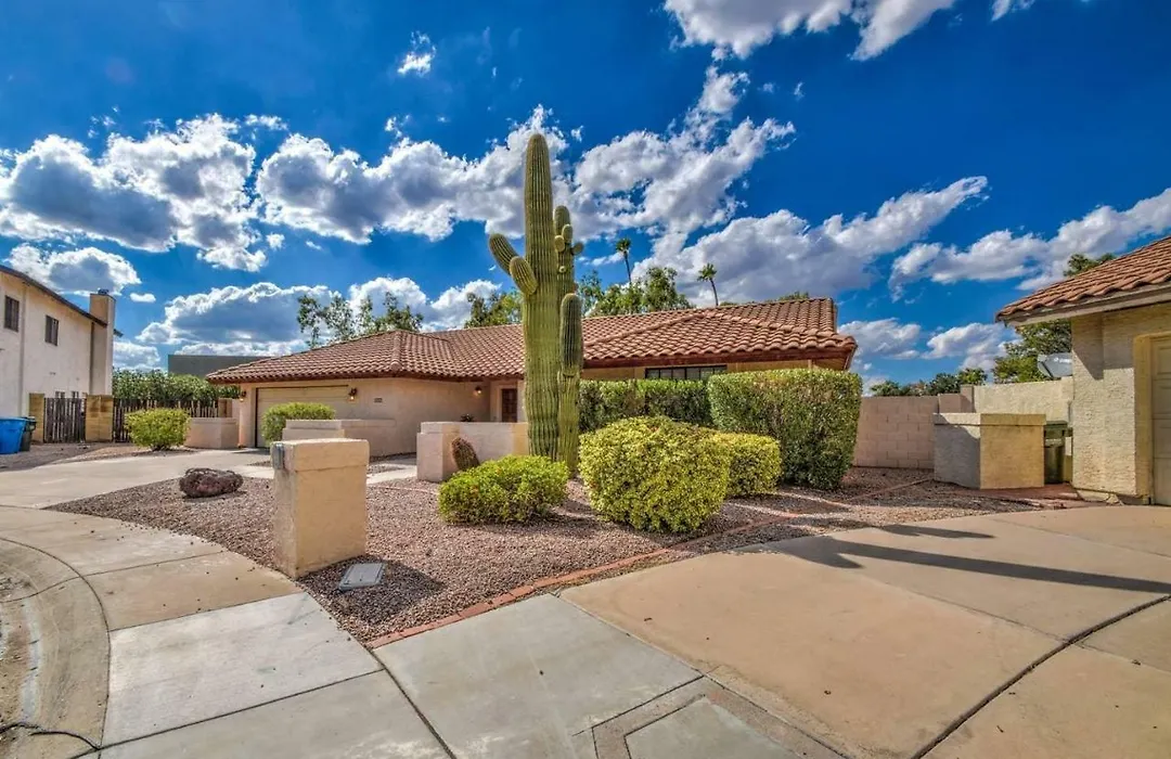 Tatum Villa-Pool - Hot Tub - Resort Living - Golf -Scottsdale-1