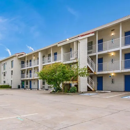 Econo Lodge-2