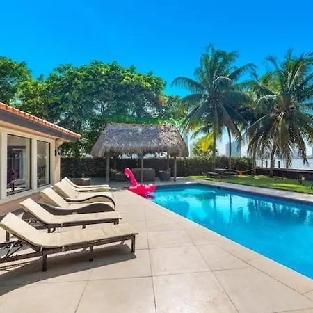 Villa Toscana - Luxury With Pool-3