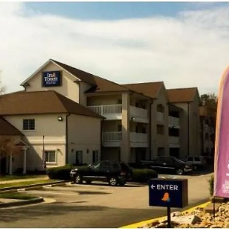 Intown Suites Extended Stay Raleigh Nc- Capital Blvd-2