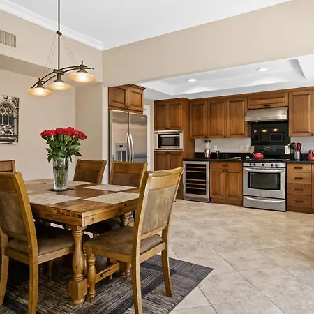 The Waverly 30 Day Minimum Townhouse-3