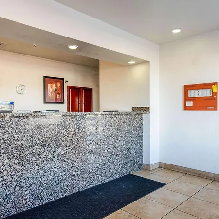 Econo Lodge Phoenix North I-17-2