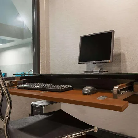 Hawthorn Extended Stay By Wyndham Columbus West-2