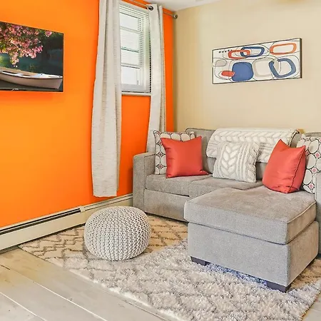 The Cozy Corner Suite* *Fast Wifi* *278 Mbps* *30 Min To Nyc-2