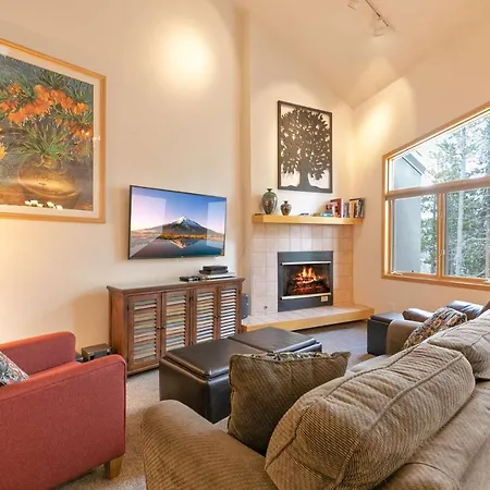 Chimney Ridge Sunflower Townhome: Walk To Lift, Private Hot Tub-2