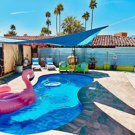 The Flamingo Palms Private 1Bd 1Ba Unit In Duplex-2