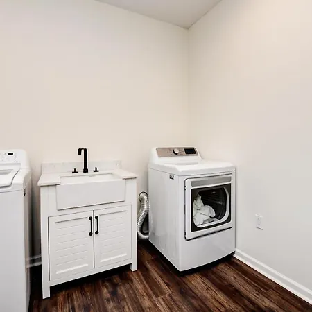 The Cg Suites-3