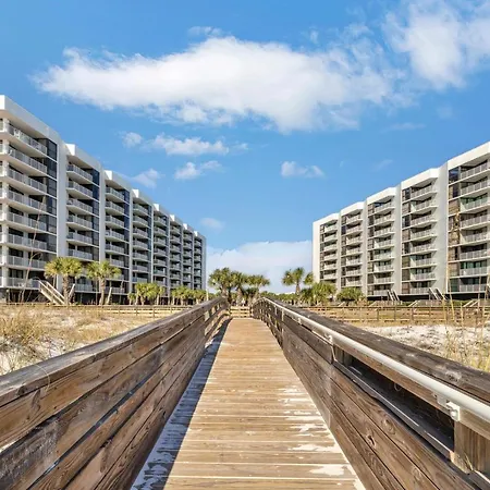 Beachfront 2Br With Free Seasonal Beach Service Mainsail 131-3