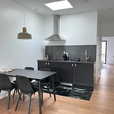 New Ample And Cozy One Bedroom Apt In Brooklyn At Rem-Casa-2