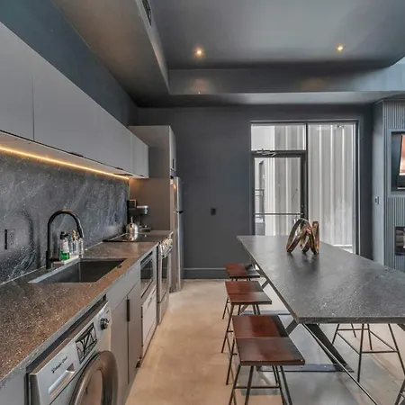 Poolside Loft: Great For Events-2