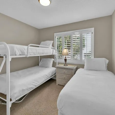Southbay By The Gulf 99 An Updated Townhome 50 Yards From Beach 3 Bedroom Sleeps 6-3
