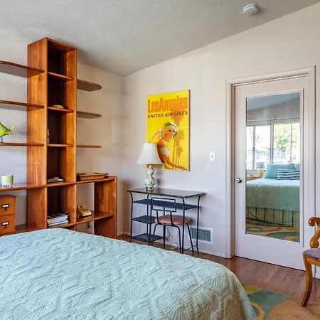 Bixby Beauty 50S Mod Long Beach-2