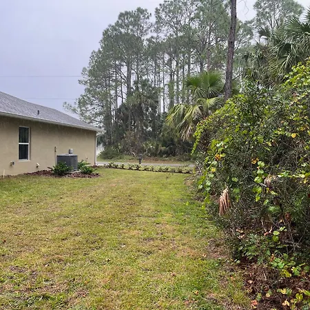 Beautiful Palmwood Drive Bungalow-2