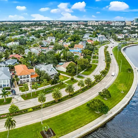 Bayshore Charmer-3