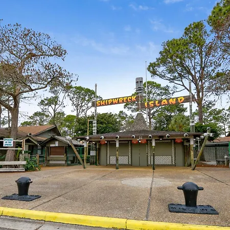 Laketown Wharf Resort #1321 By Book That Condo-2