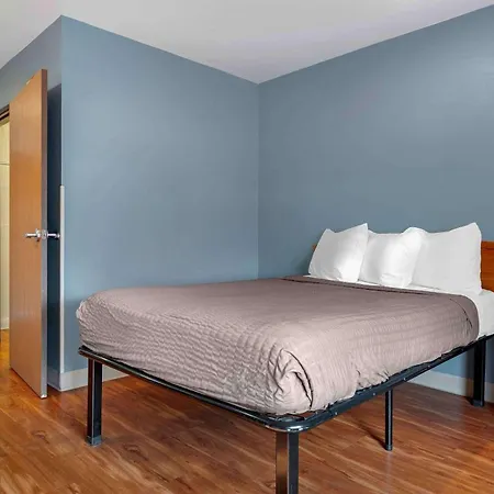Extended Stay America Select Suites - Cincinnati - Florence - Airport-3