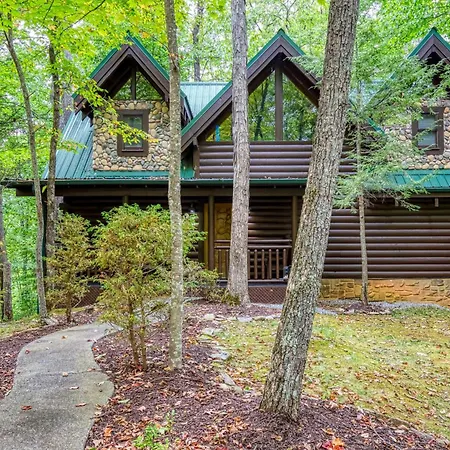 Free Attraction Tickets-Rise N Shine 3Br Cabin With Hot Tub, Pool Table-Arcade Game-2