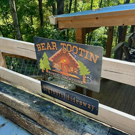 Bigfoots Hideaway-2