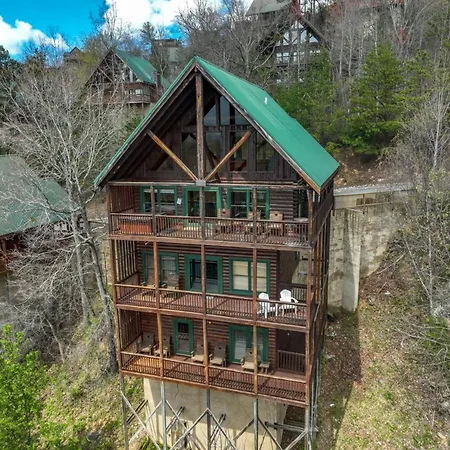 Million Dollar View - Games, Hot Tub & Movie Theater!-2