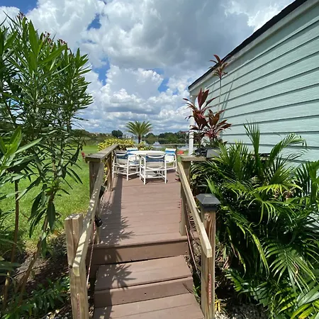 Orlando Lakefront Tiny Homes 6 Plus Month Rentals-2