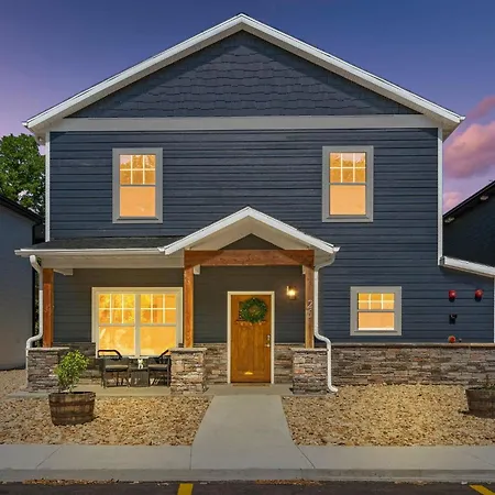 Lakeshore Living-2
