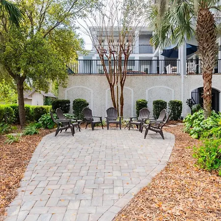 20 Egret Street - Southern Charm And Elegance-3