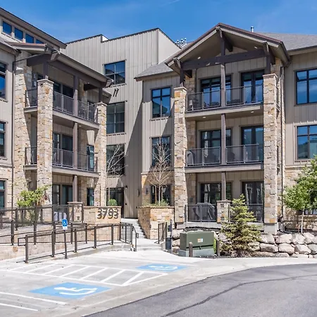 , Walk To Skiing At Cabriolet, Mountain View, Shared Pool And Hot Tub, Gym-3