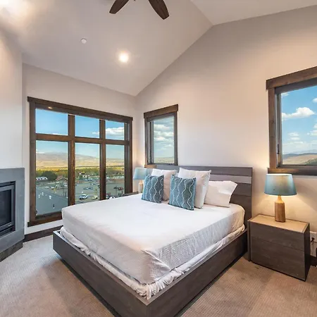 , Walk To Skiing At Cabriolet, Mountain View, Shared Pool And Hot Tub, Gym-2
