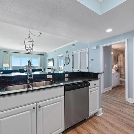 Crystal Shores West 1106-2