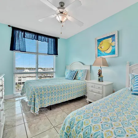 Crystal Shores West 101-2