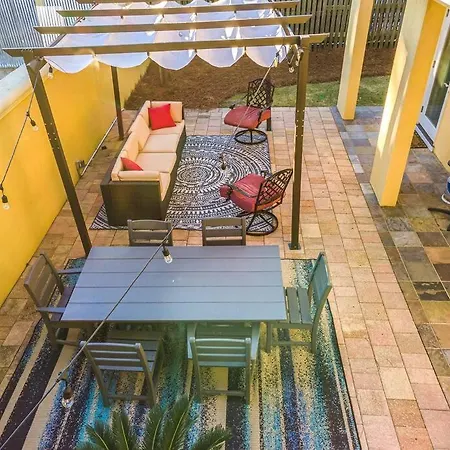 Frangista Hideaway-2